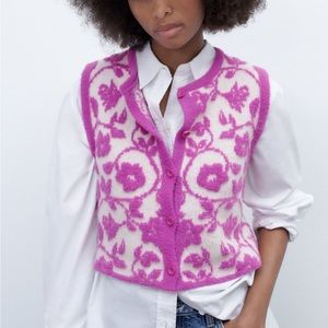 Zara Jacquard Pink Floral Print Vest
